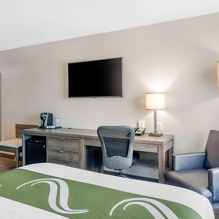 Quality Inn & Suites Amsterdam Fredericton Ngoại thất bức ảnh