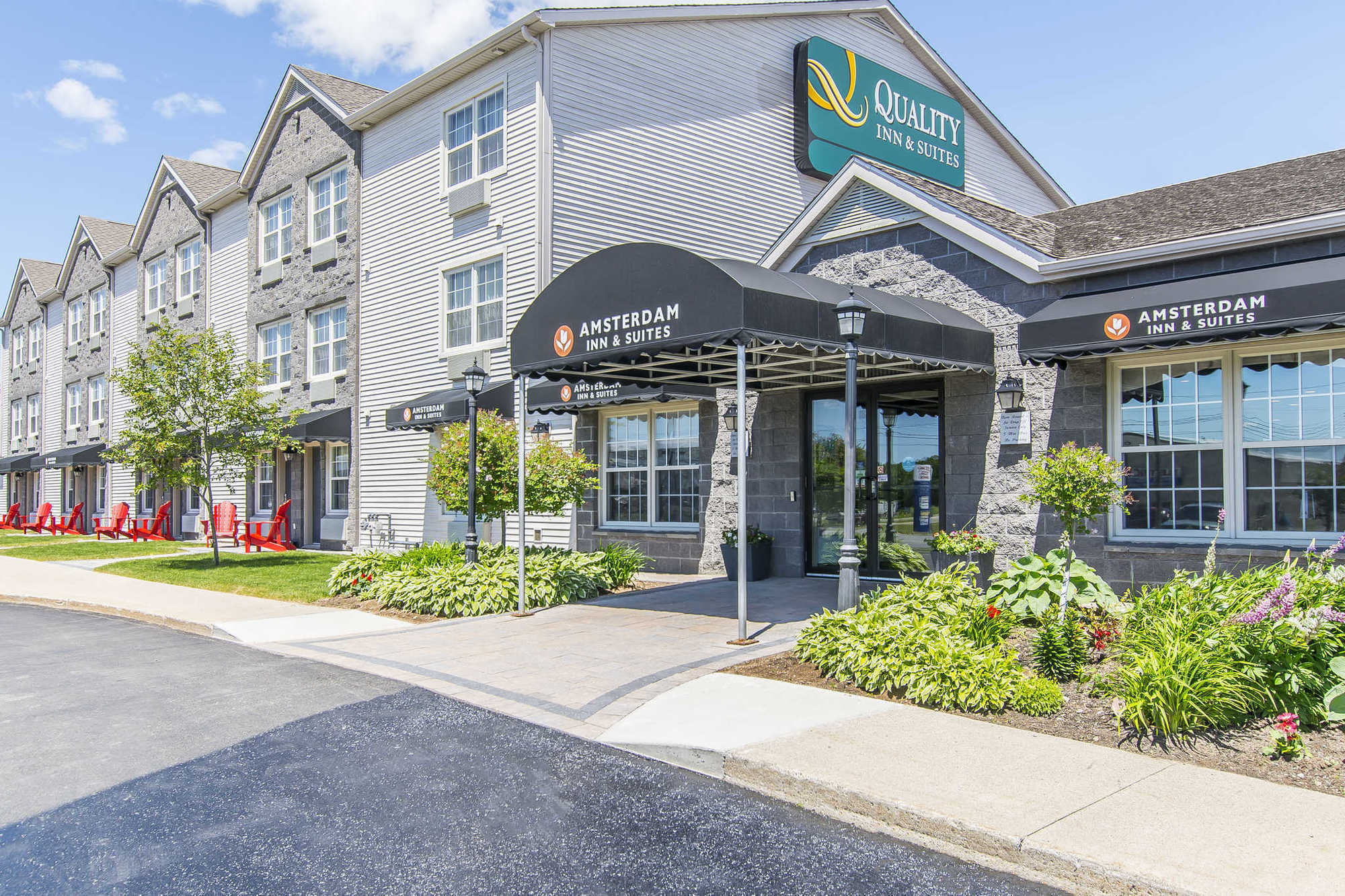 Quality Inn & Suites Amsterdam Fredericton Ngoại thất bức ảnh