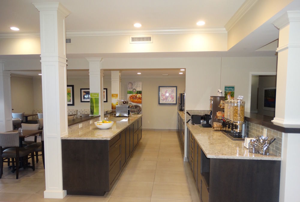 Quality Inn & Suites Amsterdam Fredericton Ngoại thất bức ảnh