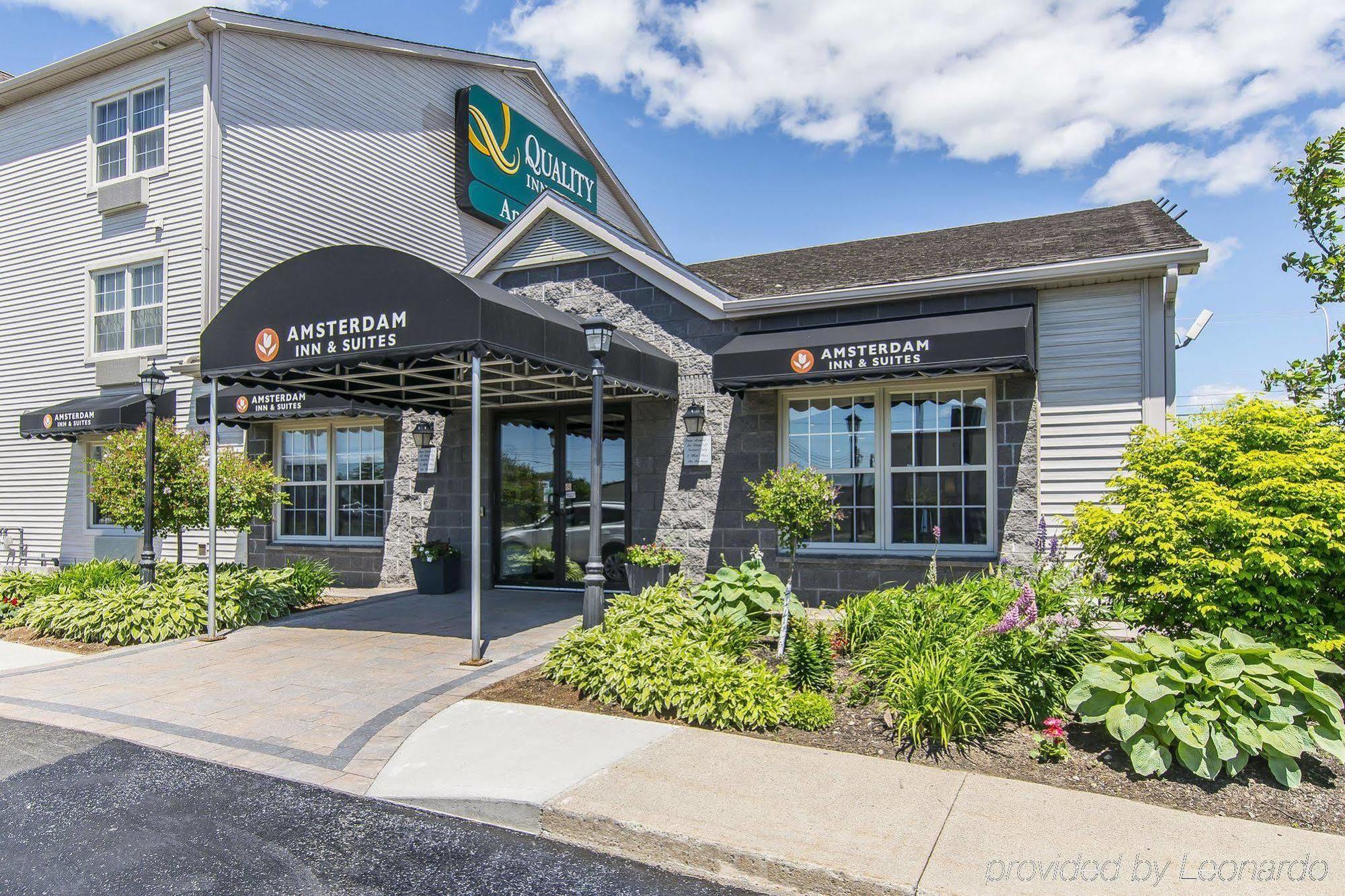 Quality Inn & Suites Amsterdam Fredericton Ngoại thất bức ảnh